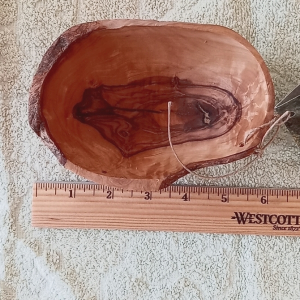 Italian Arte Legno handcrafted Olive Wood Bowl - Picture 6 of 7